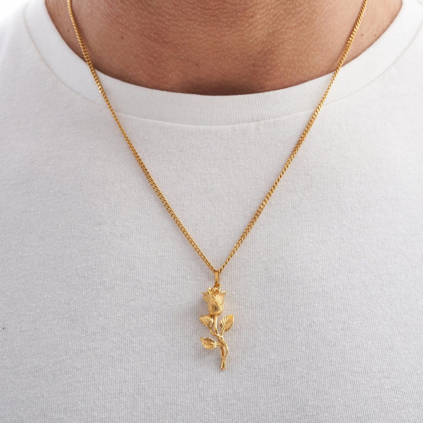 ROSE NECKLACE