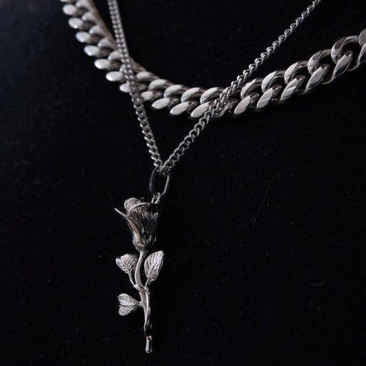 ROSE NECKLACE